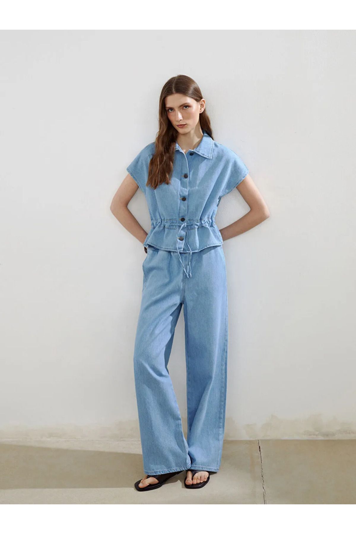 LC Waikiki Natuvera Indigo Beli Lastikli Wideleg Kadın Jean Pantolon