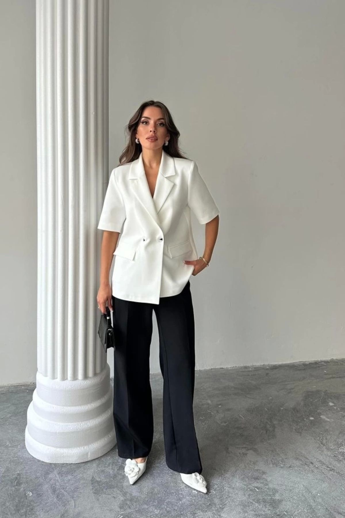 Butik Beyaz Kısa Kollu Blazer Ceket