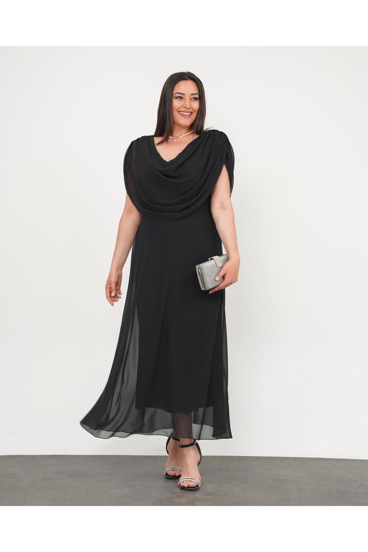 Butik Nilyam Kadın Büyük Beden Drape Yaka Omuz Drape Detaylı Şifon Uzun Abiye Elbise 24775