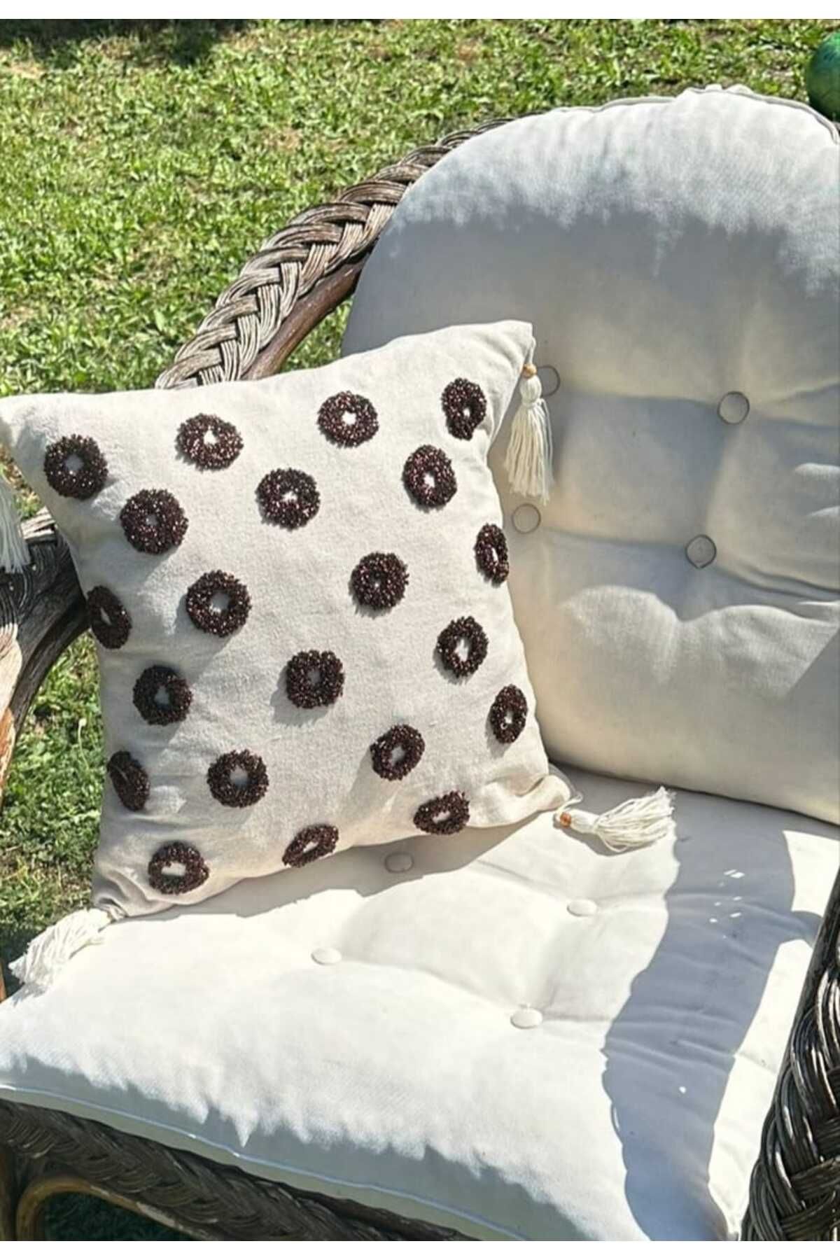 Home Bohem Tarz Krem El Emeği Renkli Ponponlu Salon Balkon Kırlent Yastık Kılıfı