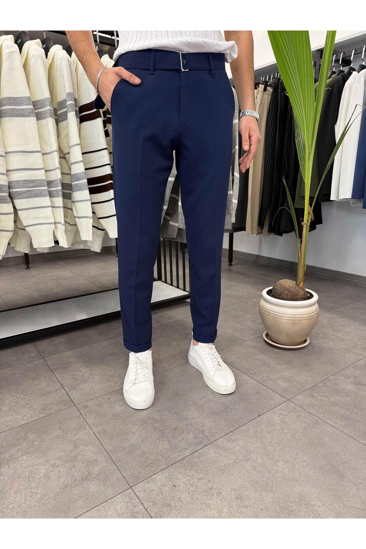 Butik Kemer Detaylı Duble Paça Kumaş Pantolon Lacivert