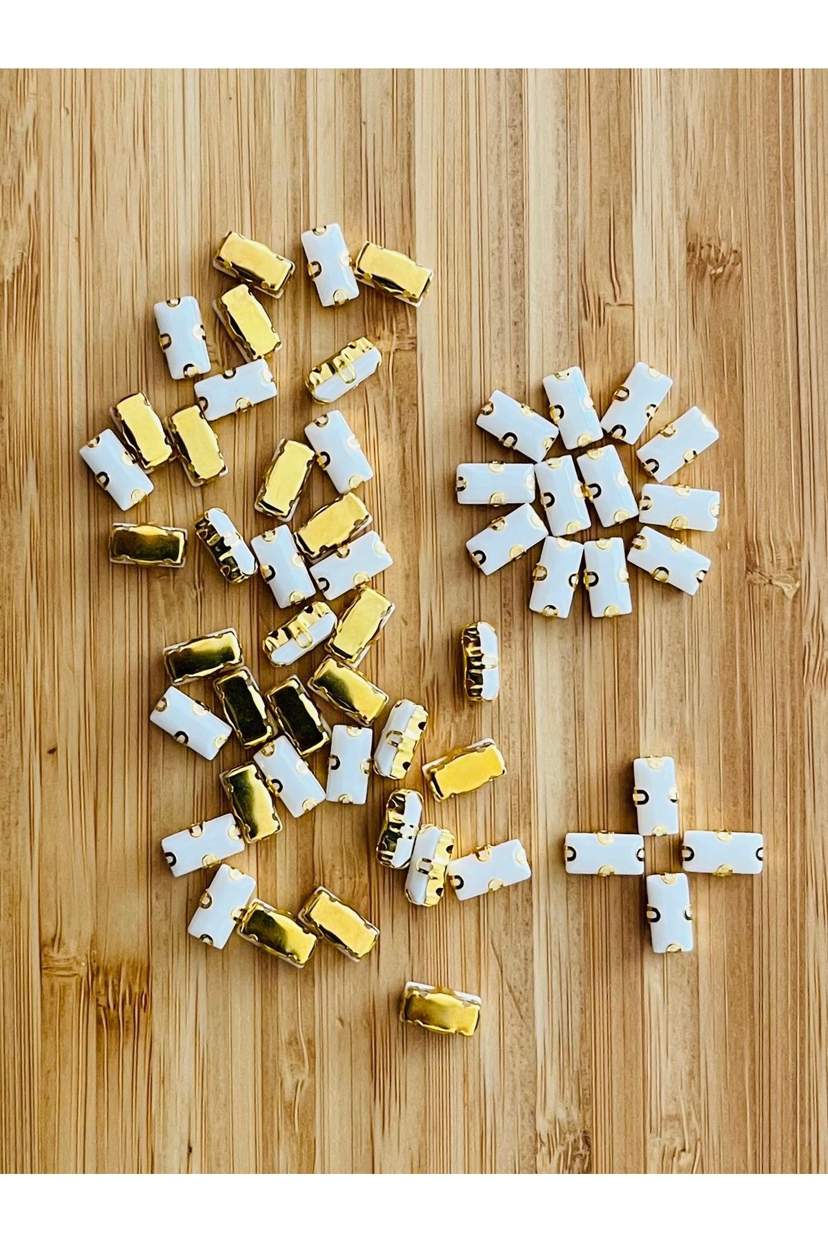 Öztürk Dik Dörtgen Kasalı Beyoğlu Taşı Dikme Akrilik Boncuk. 5x10mm. 50 Adet.
