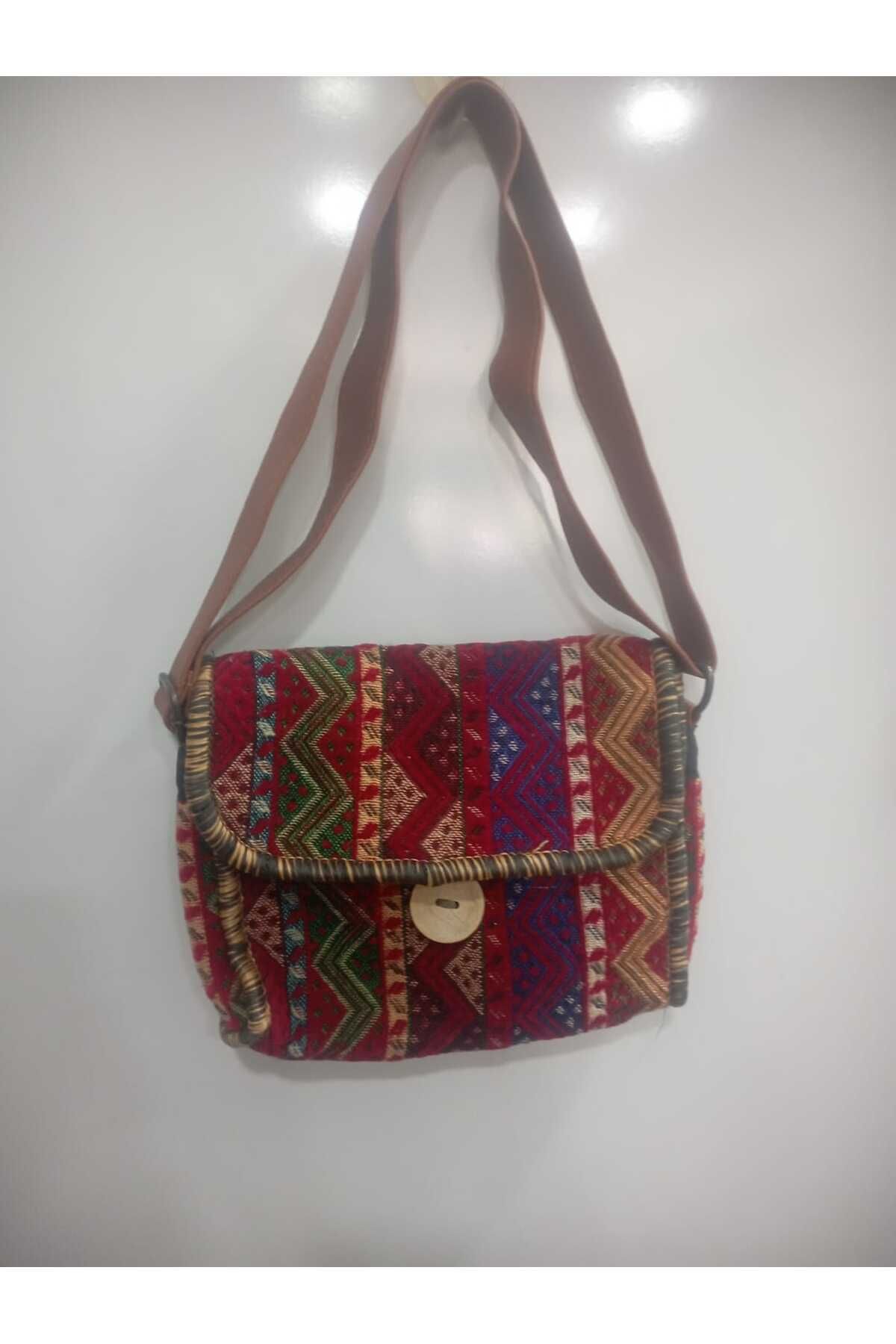 NUR TEKSTİL Kadın kırmızı Etnik-otantik Orijinal Kilim Dokuma omuz Çantası Yıkana Bilir Çanta