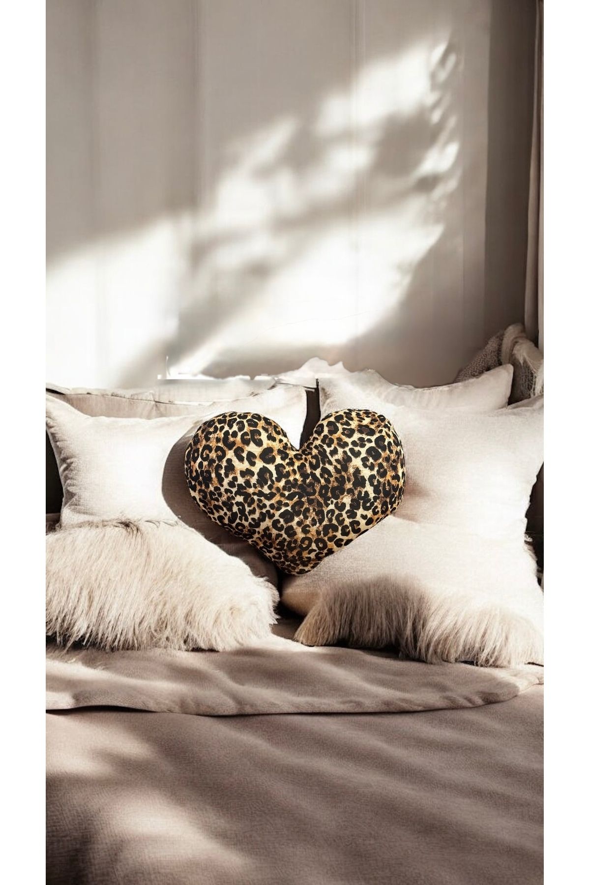 happyteks boutique Leopar kalp kırlent