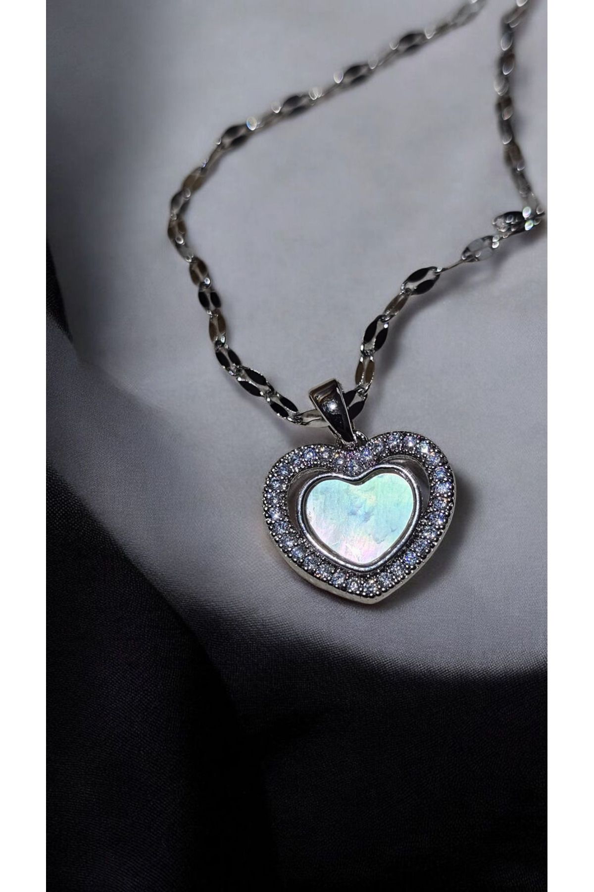 shop “Zirkon Taşlı Kalp Kolye