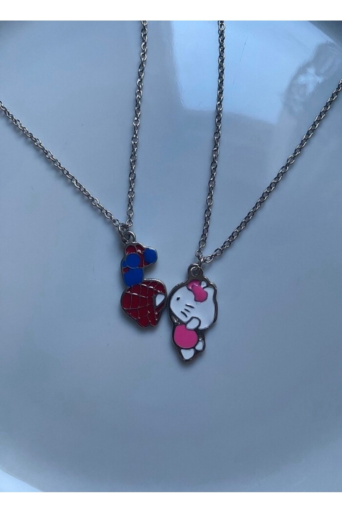 COLLECTİON Örümcek adam hello kitty çift kolyesi