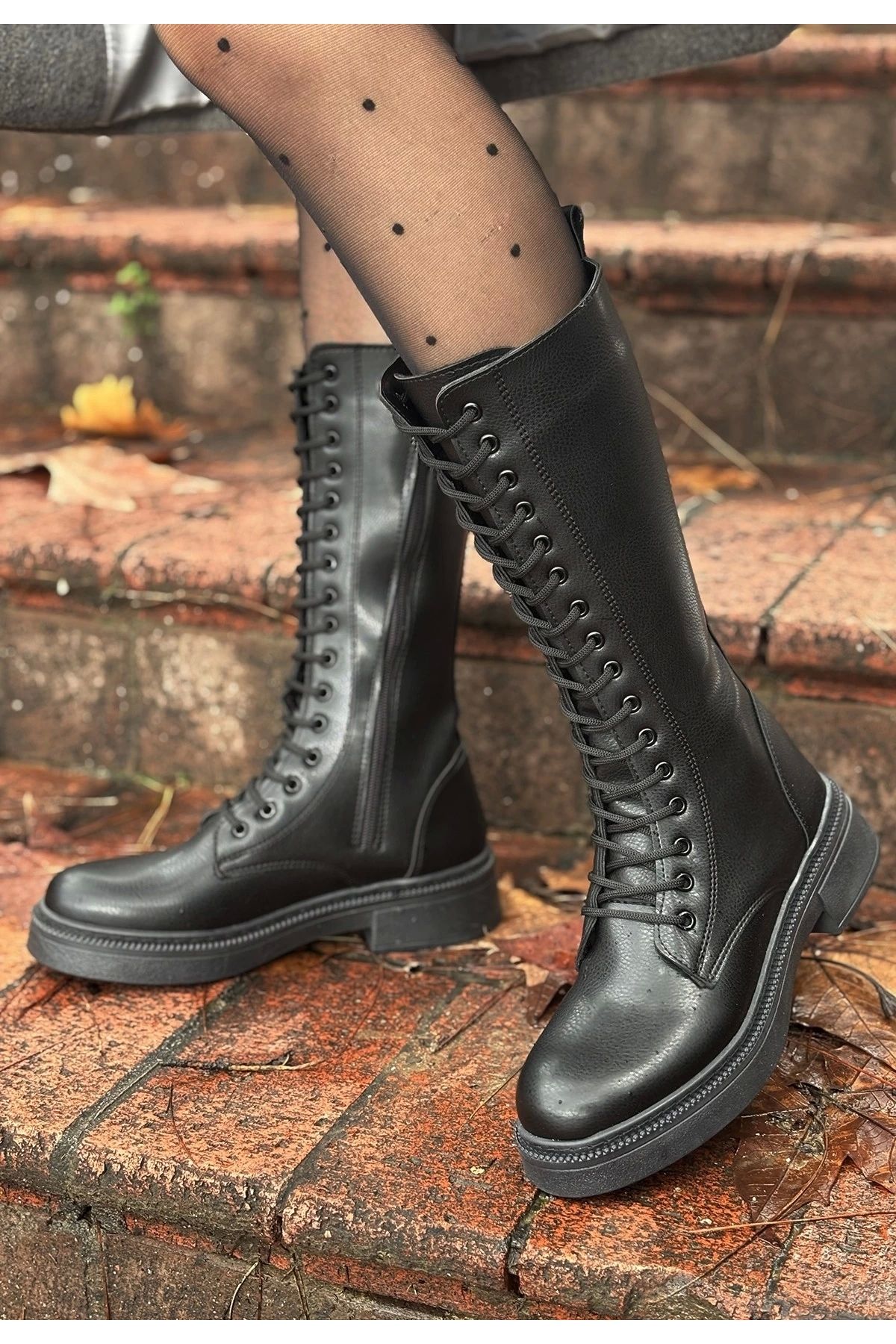 OurStyles Dorin Siyah Cilt Bağcıklı Çizme