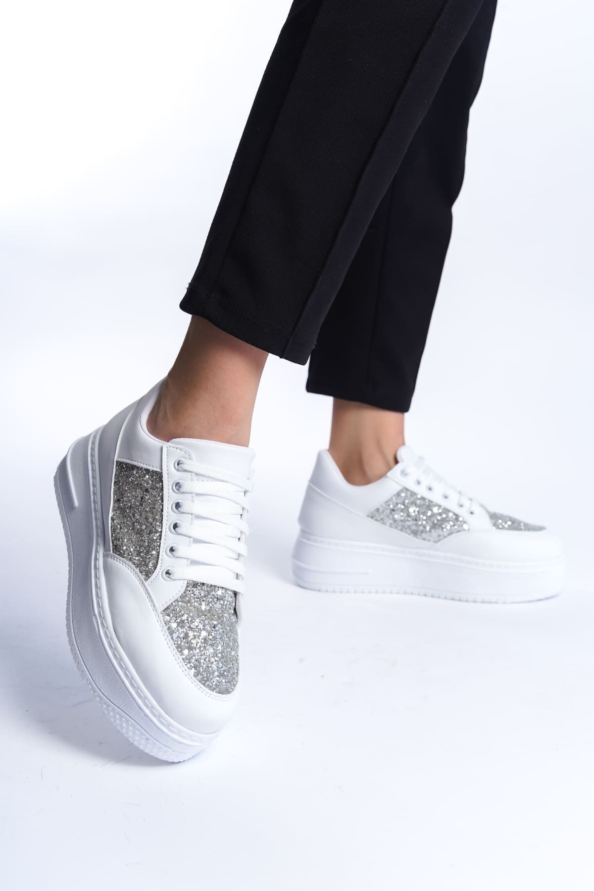 Joy Ayakkabı MIPA Bağcıklı Ortopedik Taban Simli Kadın Sneaker Spor Ayakkabı BT - Beyaz