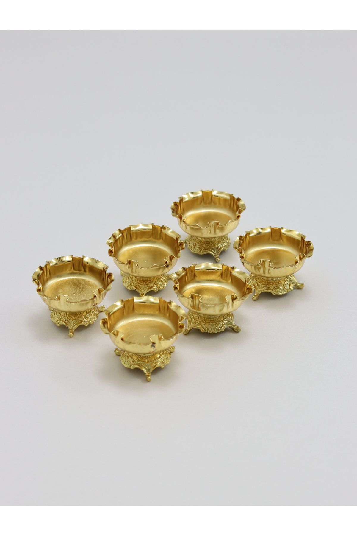 Nsthomedesign 6'lı Gold Ayaklı Metal Lokumluk