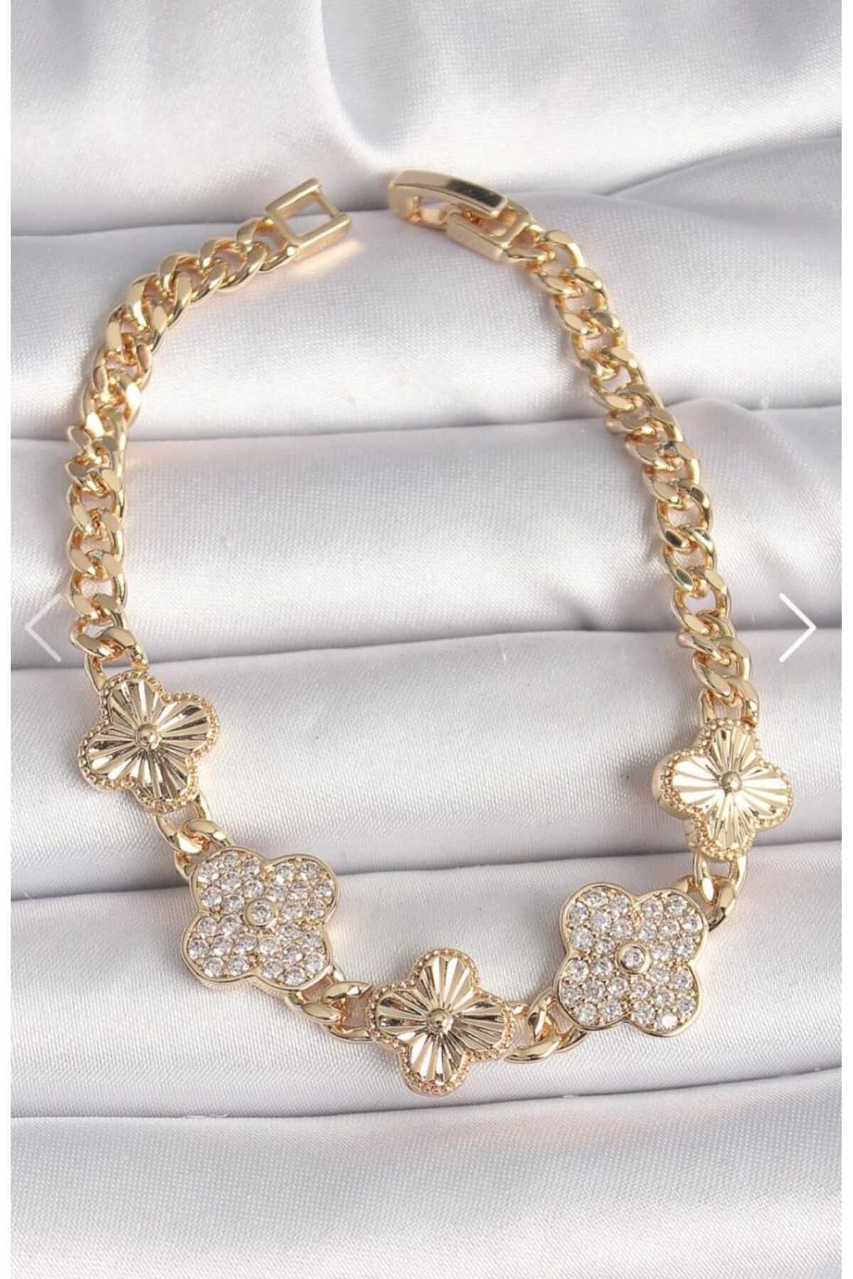 ÇİÇEKÖRGÜ Pirinç Gold Renk Zirkon Taşlı Yonca Model Kadın Bileklik