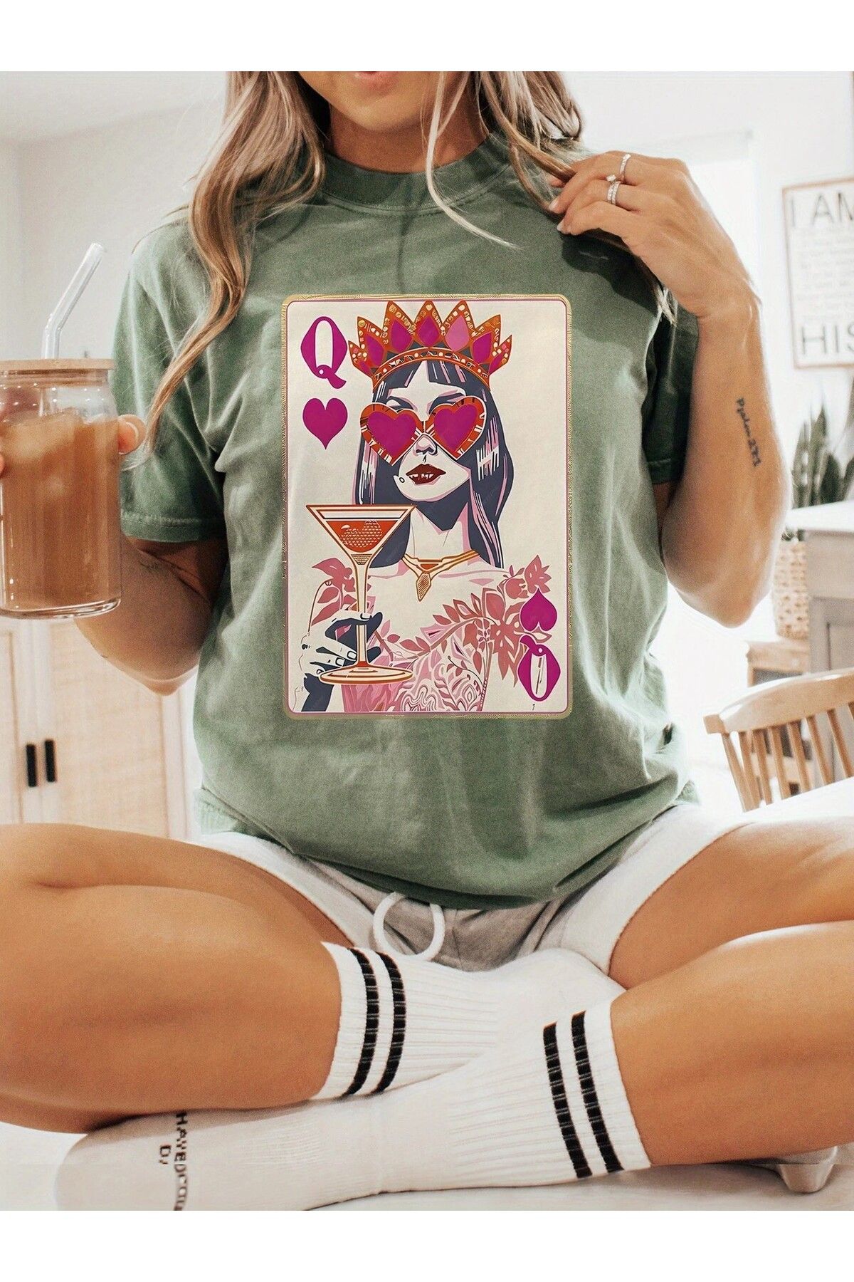 LEIVOR Pop Queen Baskılı Kadın Haki T-shirt