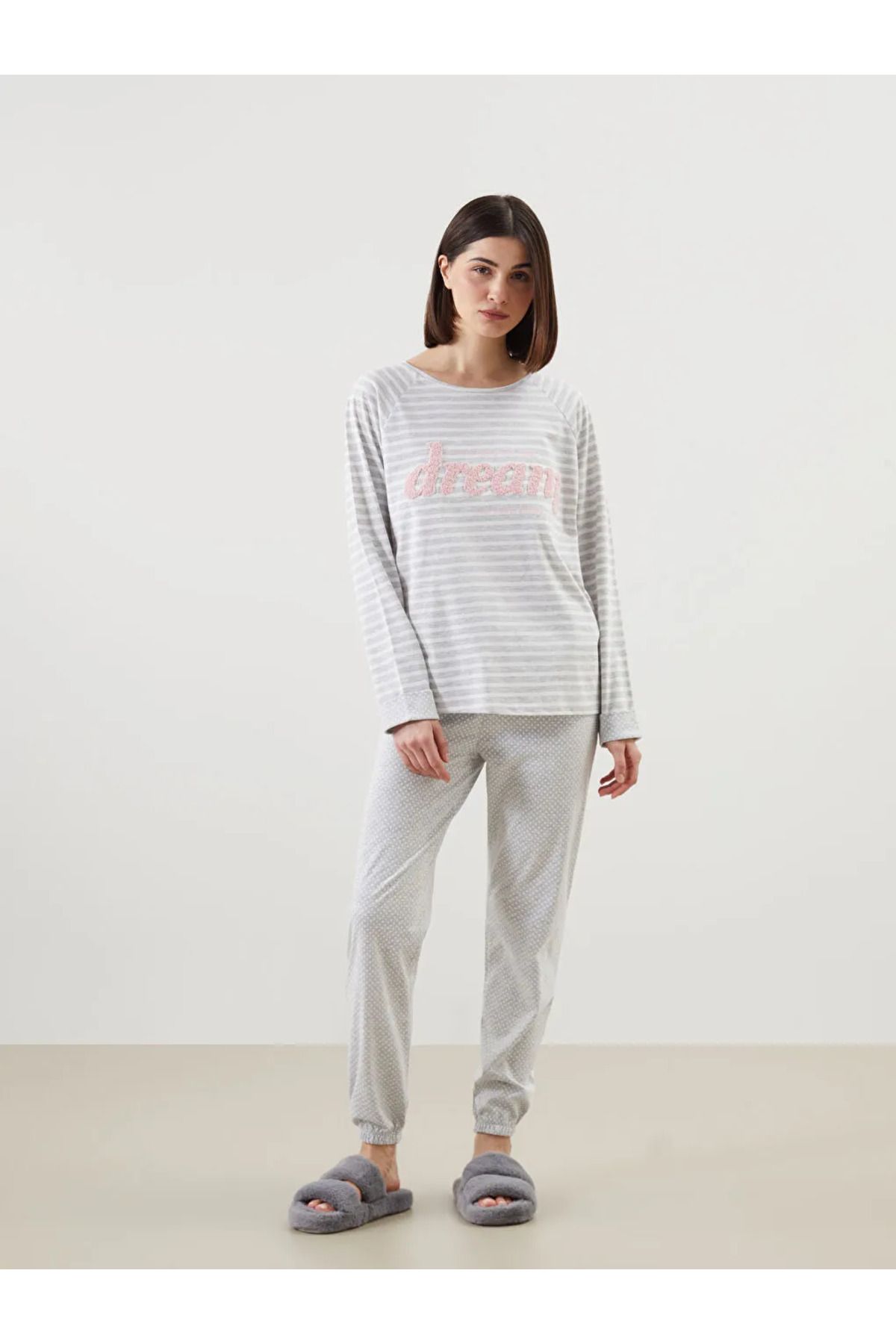 LC Waikiki LCW DREAM Gri Bisiklet Yaka Çizgili Kadın Pijama Takımı