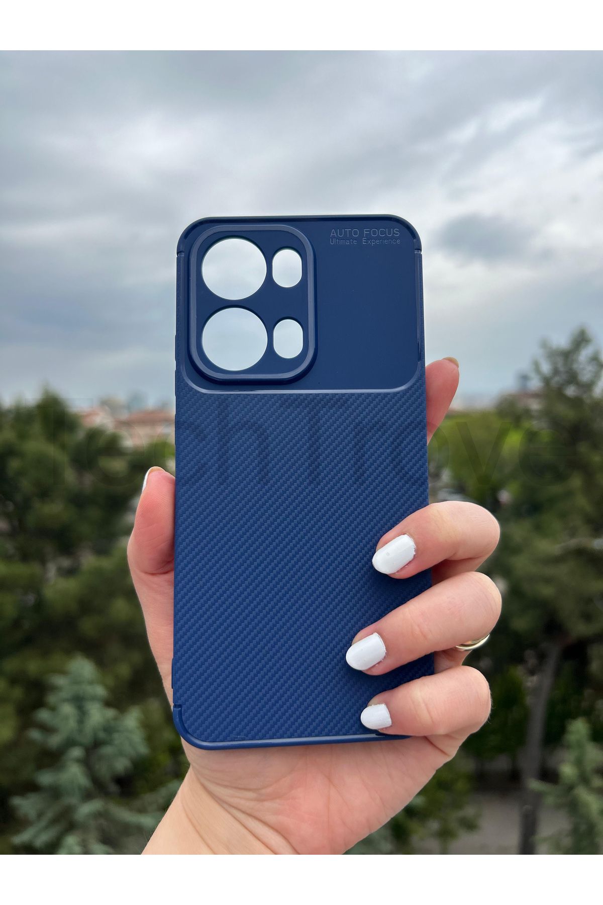TechTrove Oppo Reno 13 Pro Kılıf Karbon Tasarımlı İnce Yapılı Kamera Koruma Çıkıntılı Kapak