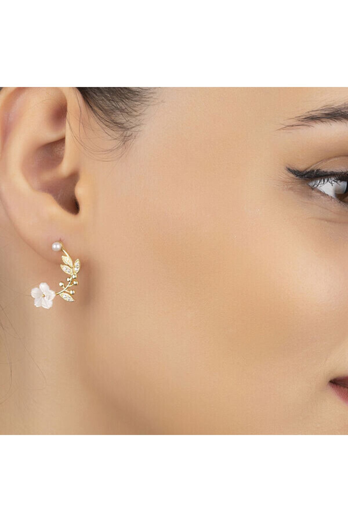 shop Çiçek Çivili 925 Ayar Gümüş Küpe