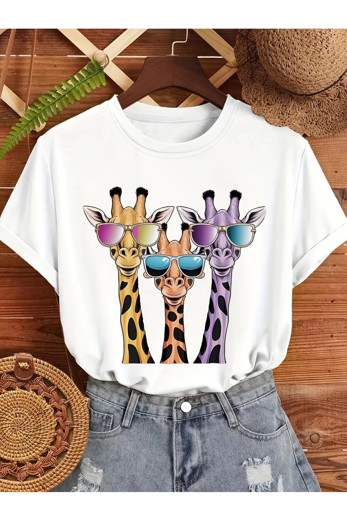LEIVOR Üçlü Zürafa Baskılı Kadın T-shirt