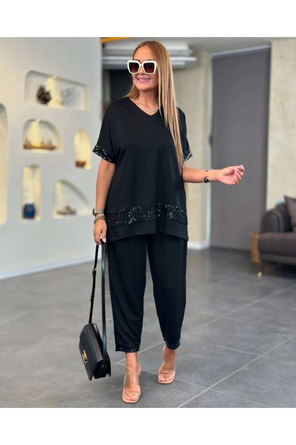 MODA Kadın Kısa Kollu V Yakalı Pul Payetli Viskon Iki Iplik Bluz Ve Pantolon Ikili Takım