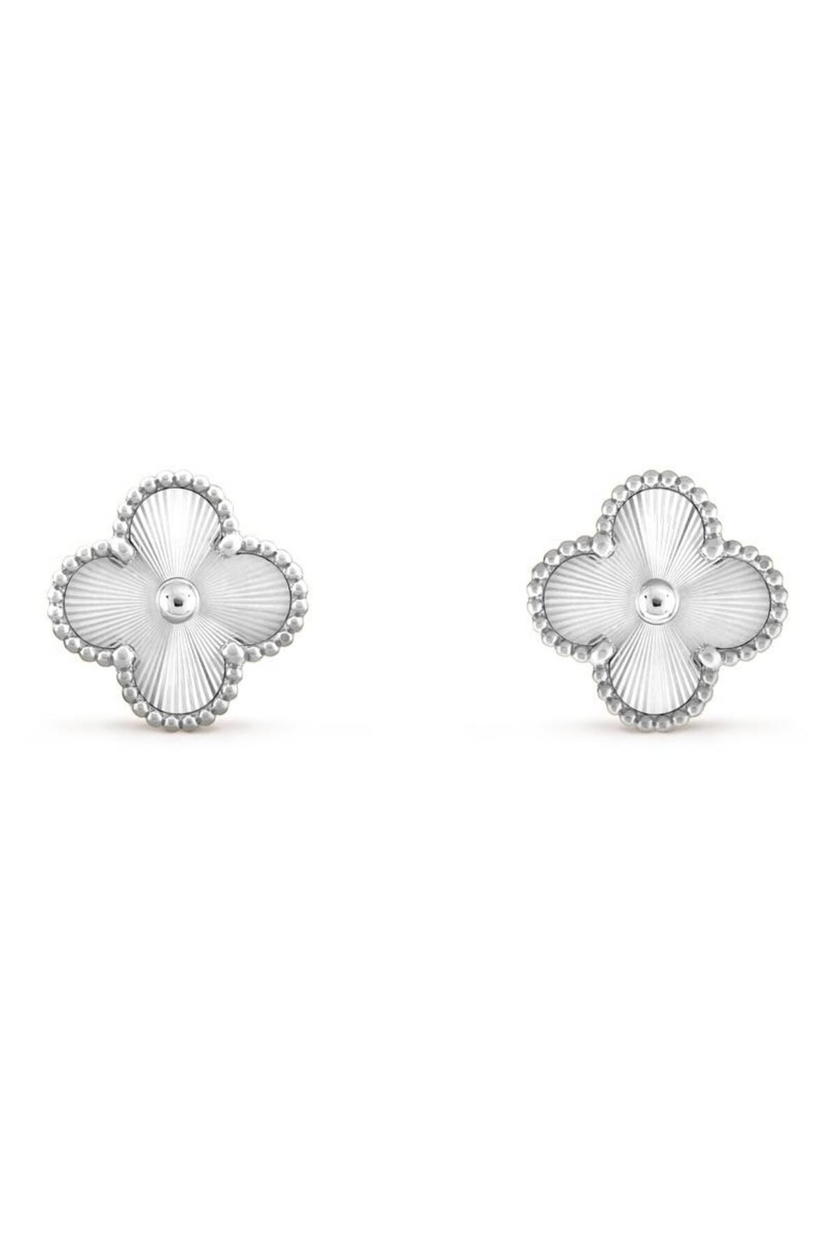 neslyaccessories 14K Altın Kaplama Vip Küpe