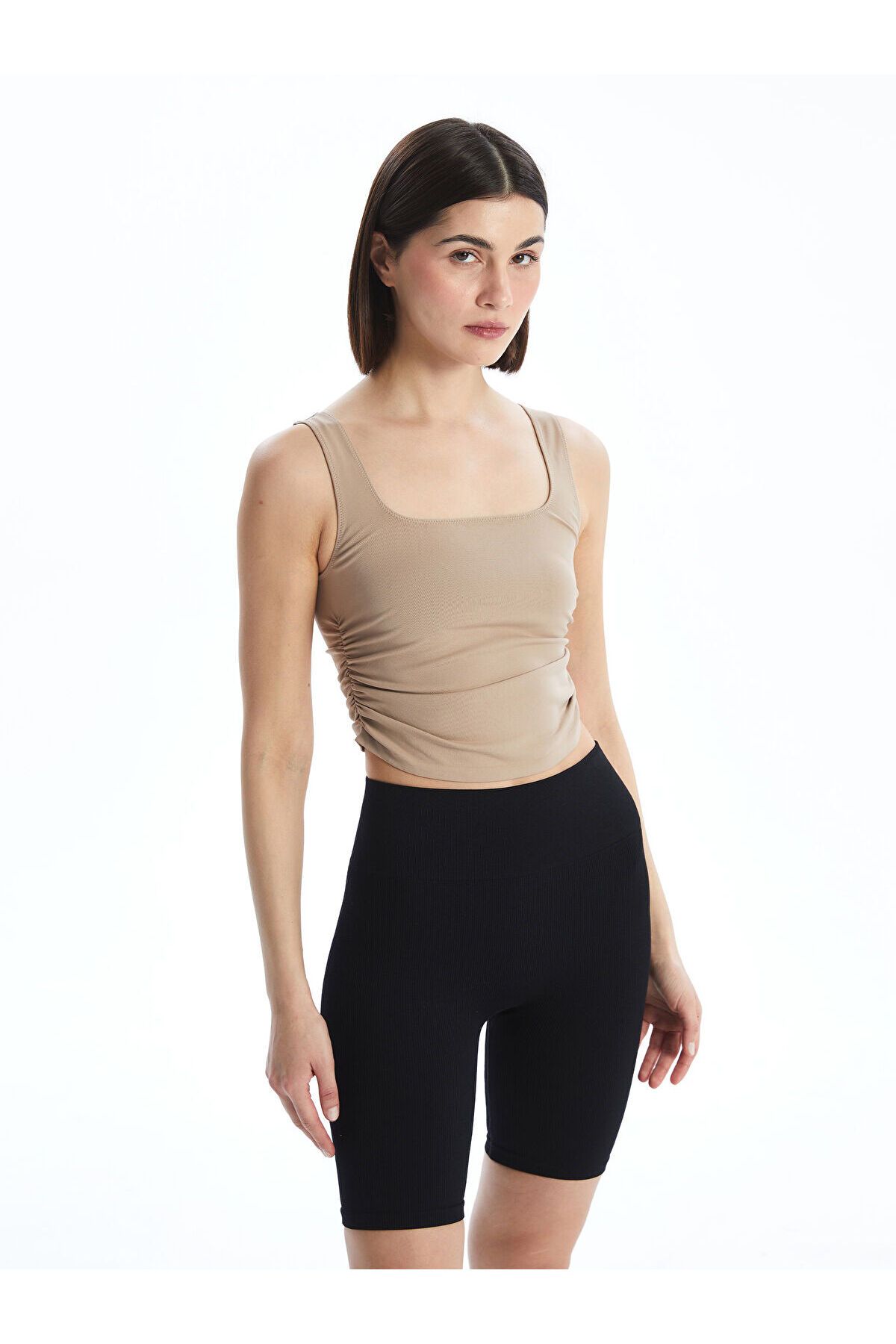 LC Waikiki Kare Yaka Crop Kadın Atlet