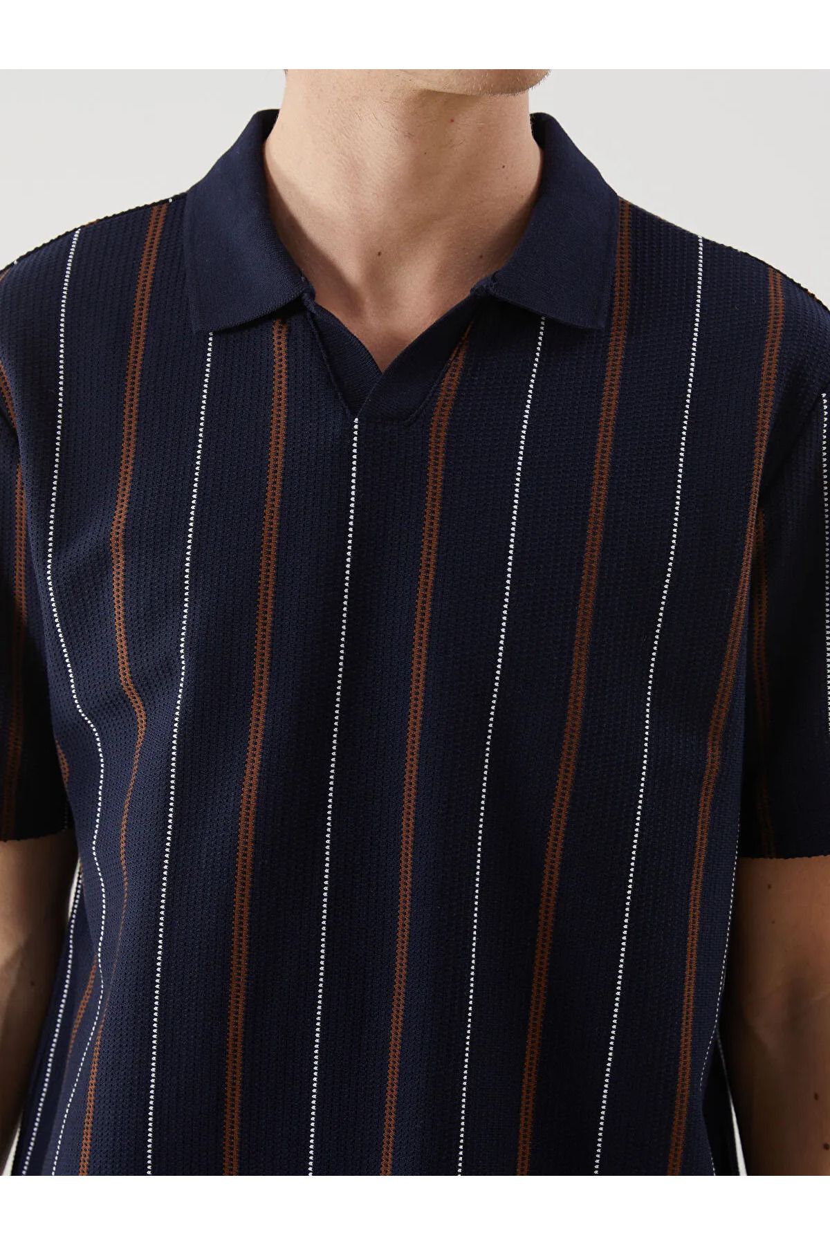 LC Waikiki Polo Yaka Çizgili Erkek Dokulu Tişört