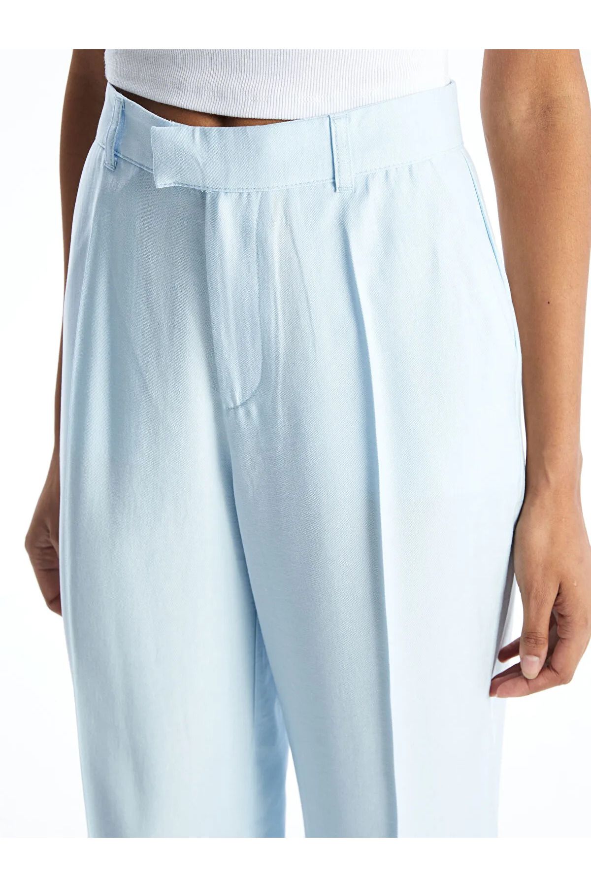 LC Waikiki Standart Fit Kadın Pantolon