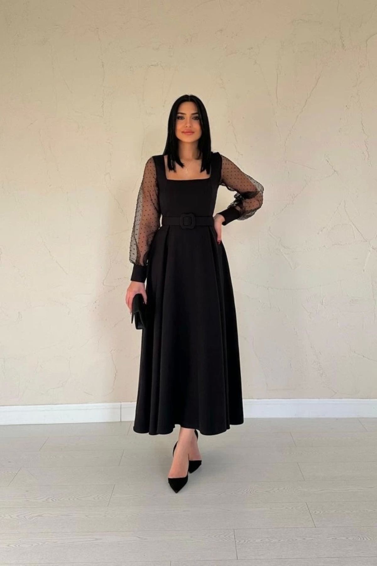 Butik Siyah Kolları Organze Kuplu Elbise