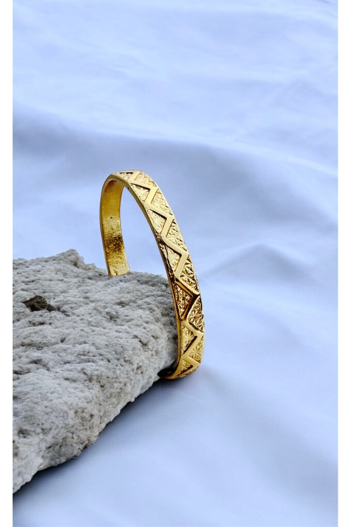 DADO JEWEL Geometrik Altın Desenli bileklik