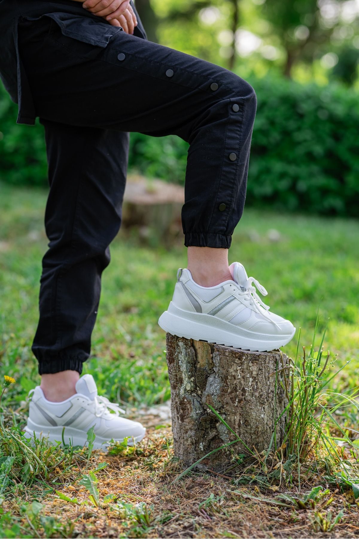 mihra home Kadın Beyaz Hafif Simli Günlük Ortopedik Sneaker MİHRA0936
