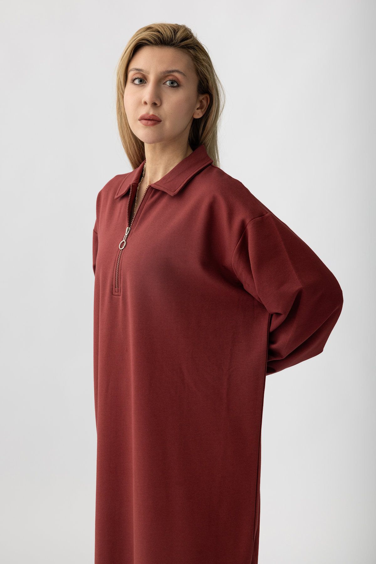 Suede Style 5611 - 2 İplik Yakası Fermuarlı Boydan Kadın Elbisesi