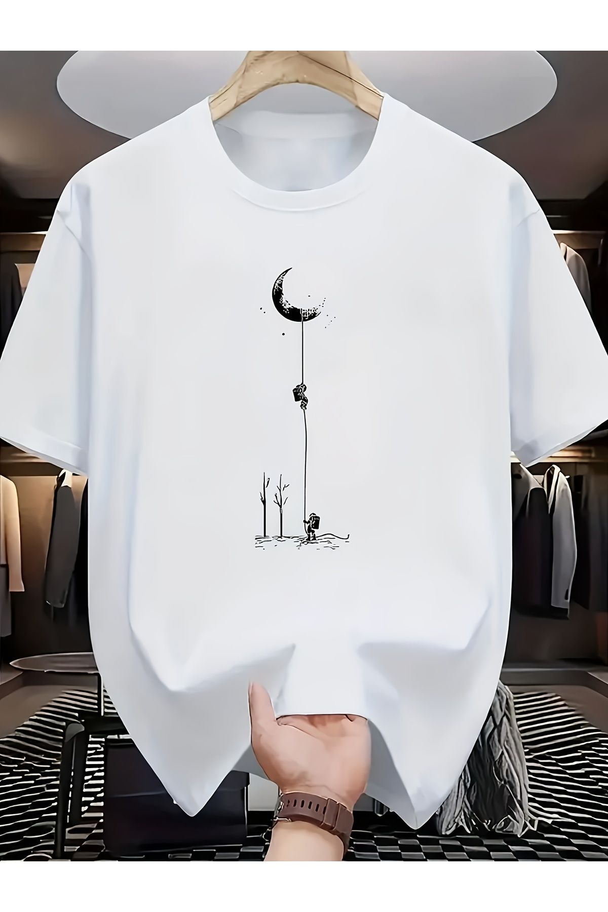 ship master Minimalist Ay ve Çocuk Tasarımlı Sanatsal Tişört