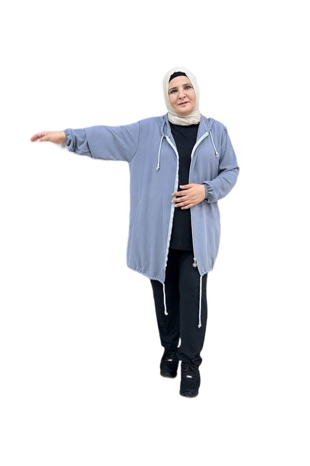 Sevda Kılınç Büyük Beden Kısa Ayrobin Giy Çık