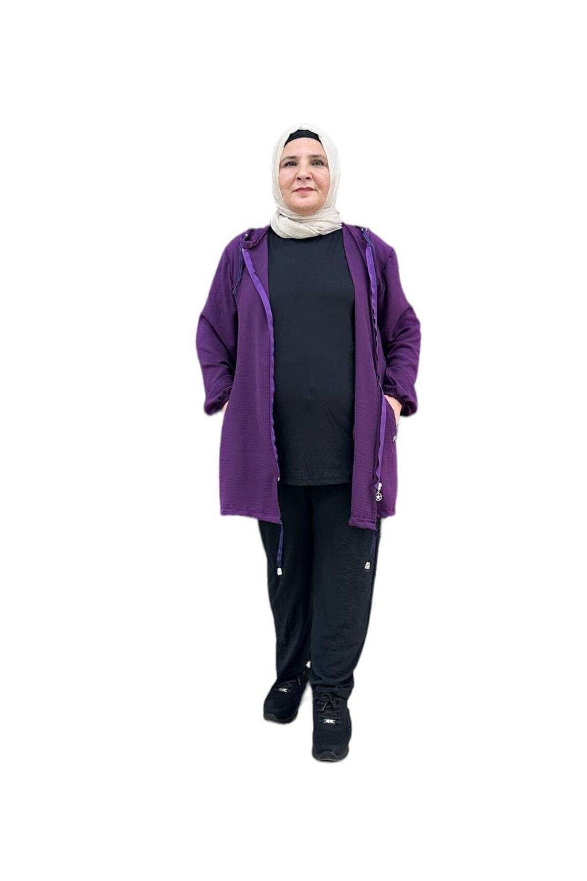 Sevda Kılınç Büyük Beden Kısa Ayrobin Giy Çık