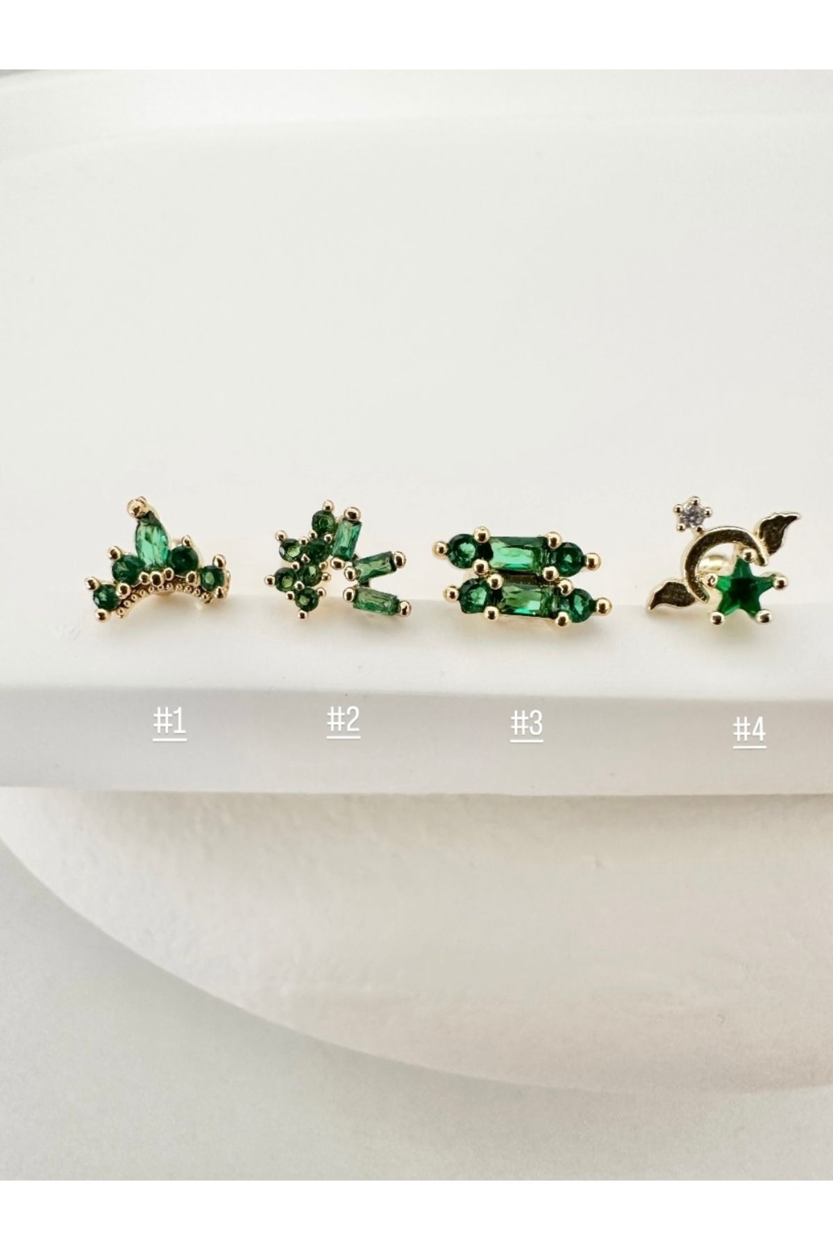 My Bellas Jewels Cerrahi Çelik Zümrüt Renk Zirkon Taşlı Piercing Küpe, Helix, Tragus, Flat, Lobe Uyumlu (1 Adet)