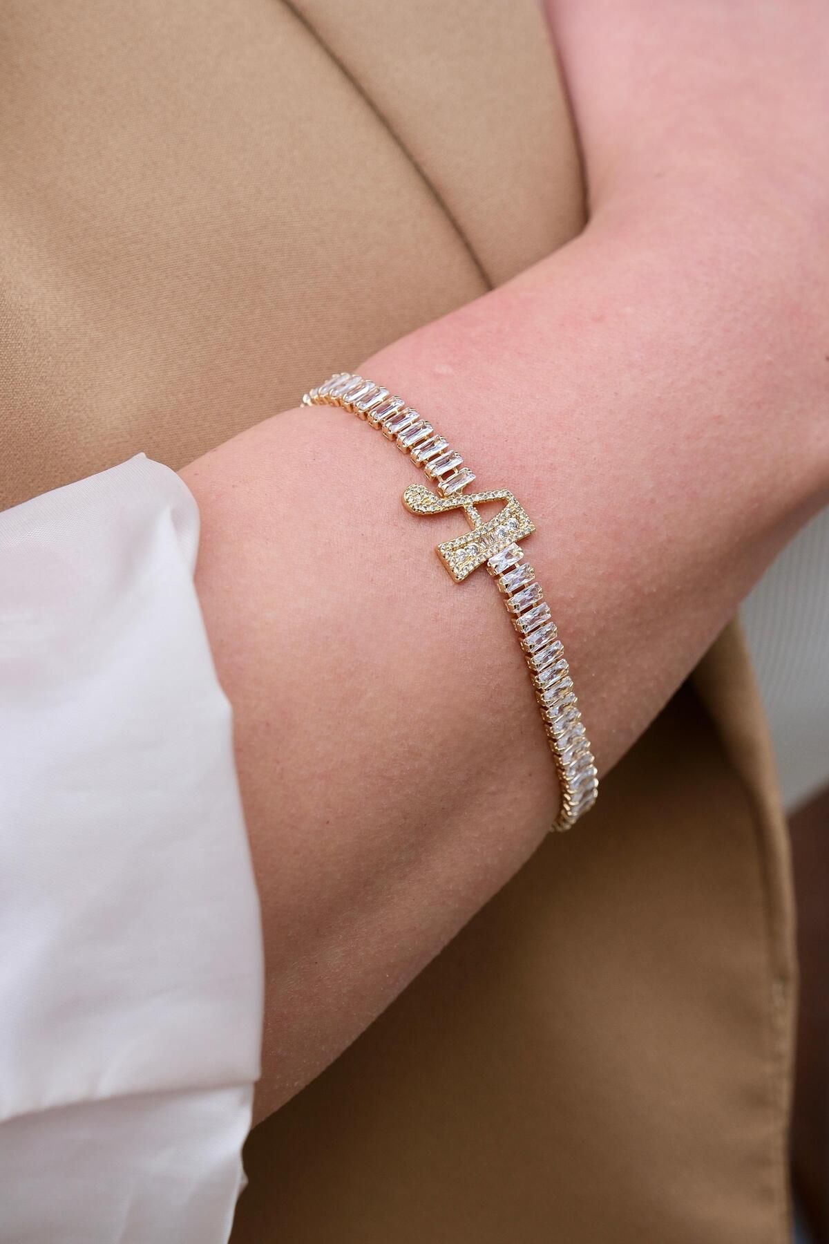 My Life Accessory ÇELİK HARF BİLEKLİK SU YOLU BAGET A HARFİ GOLD