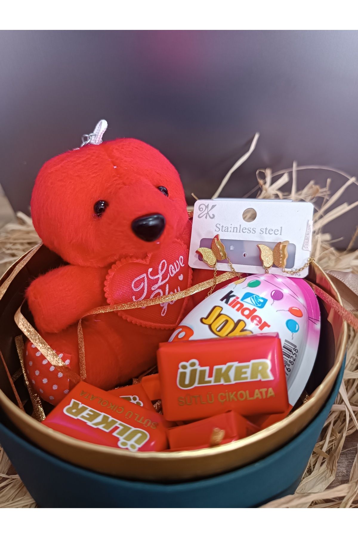 Store Hediye kutulu ayıcık küpe cikolata