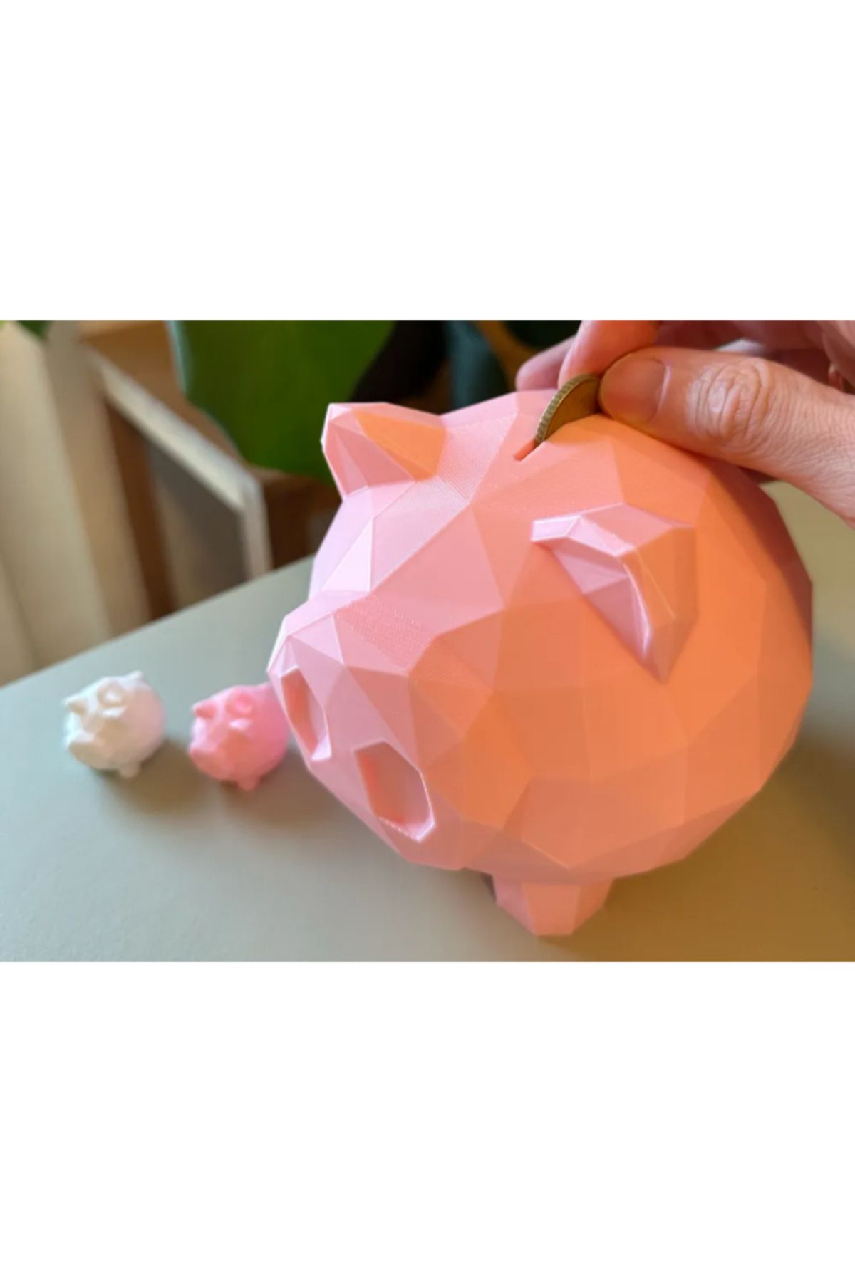 3d model s Sevimli Domuz Kumbarası – Low-Poly Tasarım 3D Model