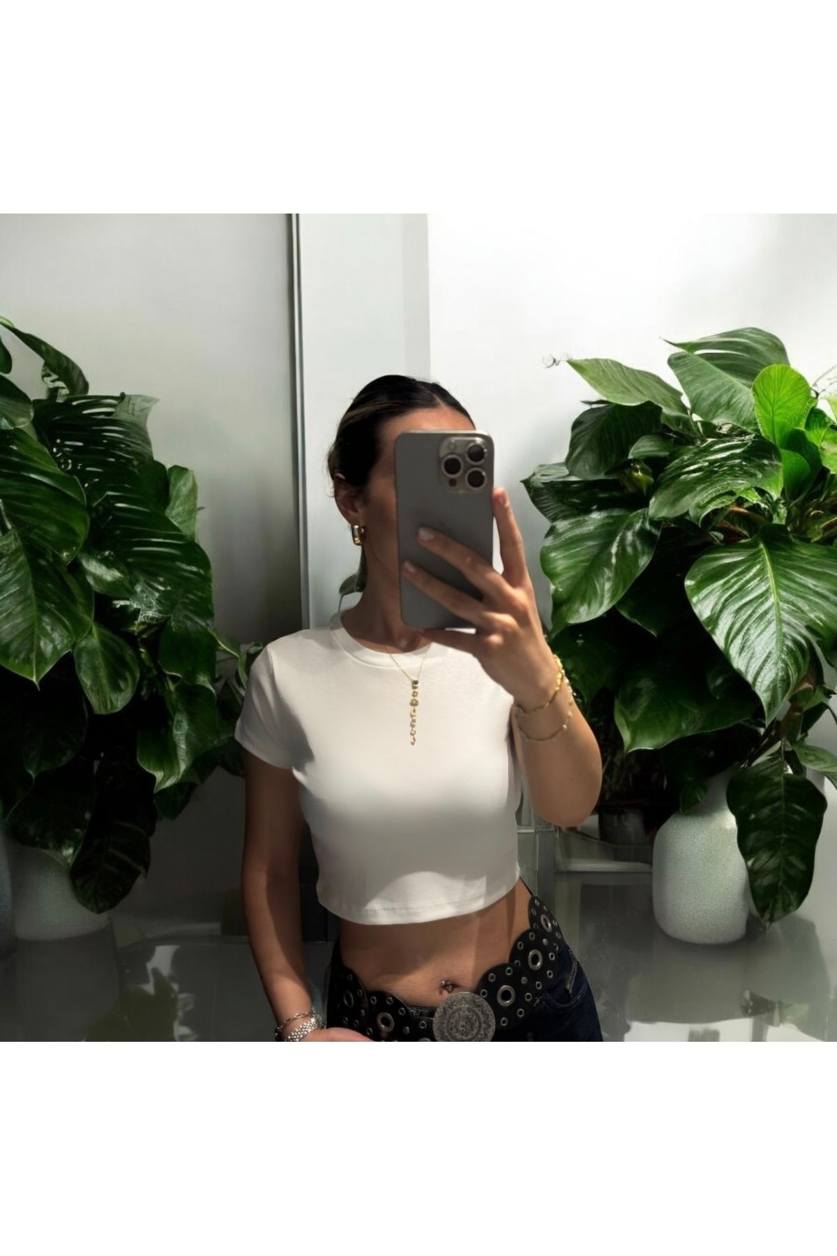 simgeaccessories Beyaz crop
