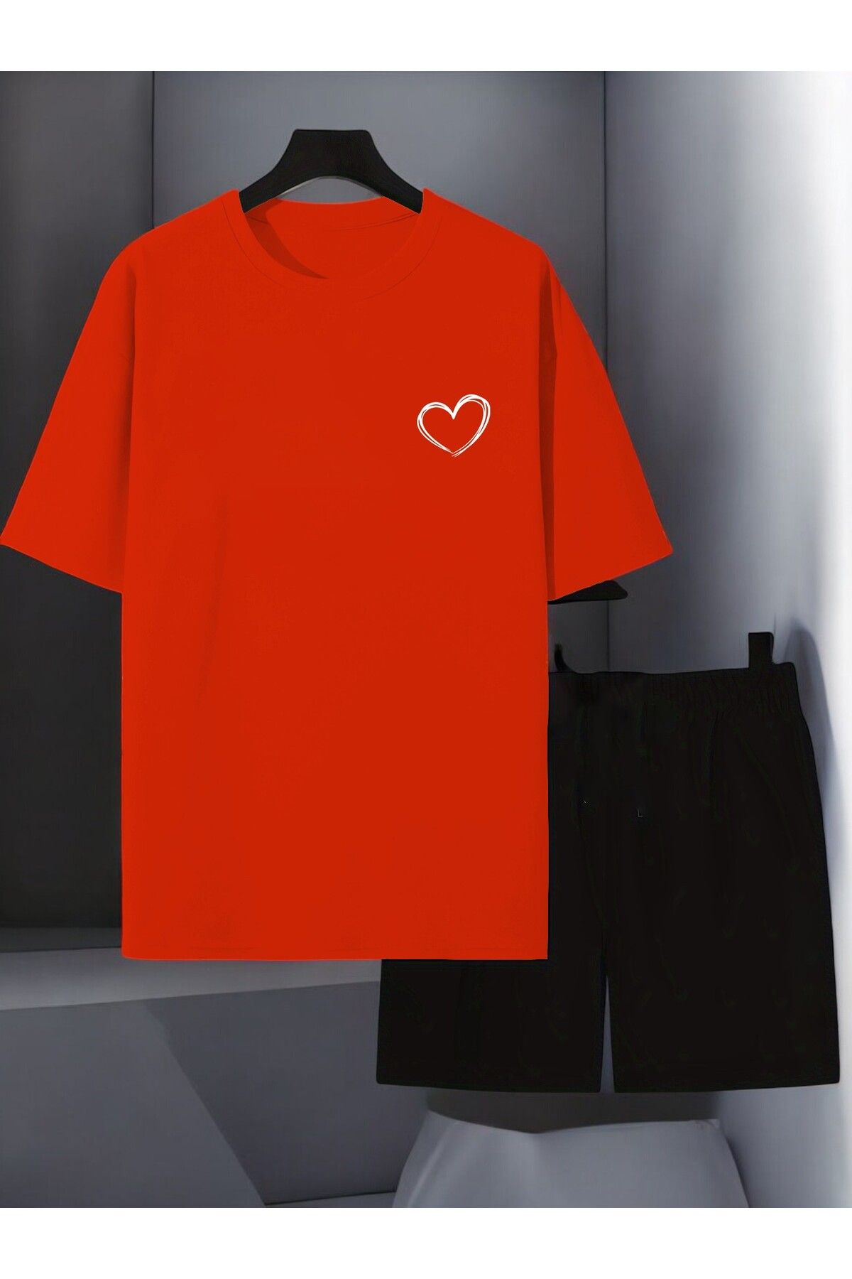 uyguntarz Unisex Cep Kalp Baskılı Tasarım Şort Takım