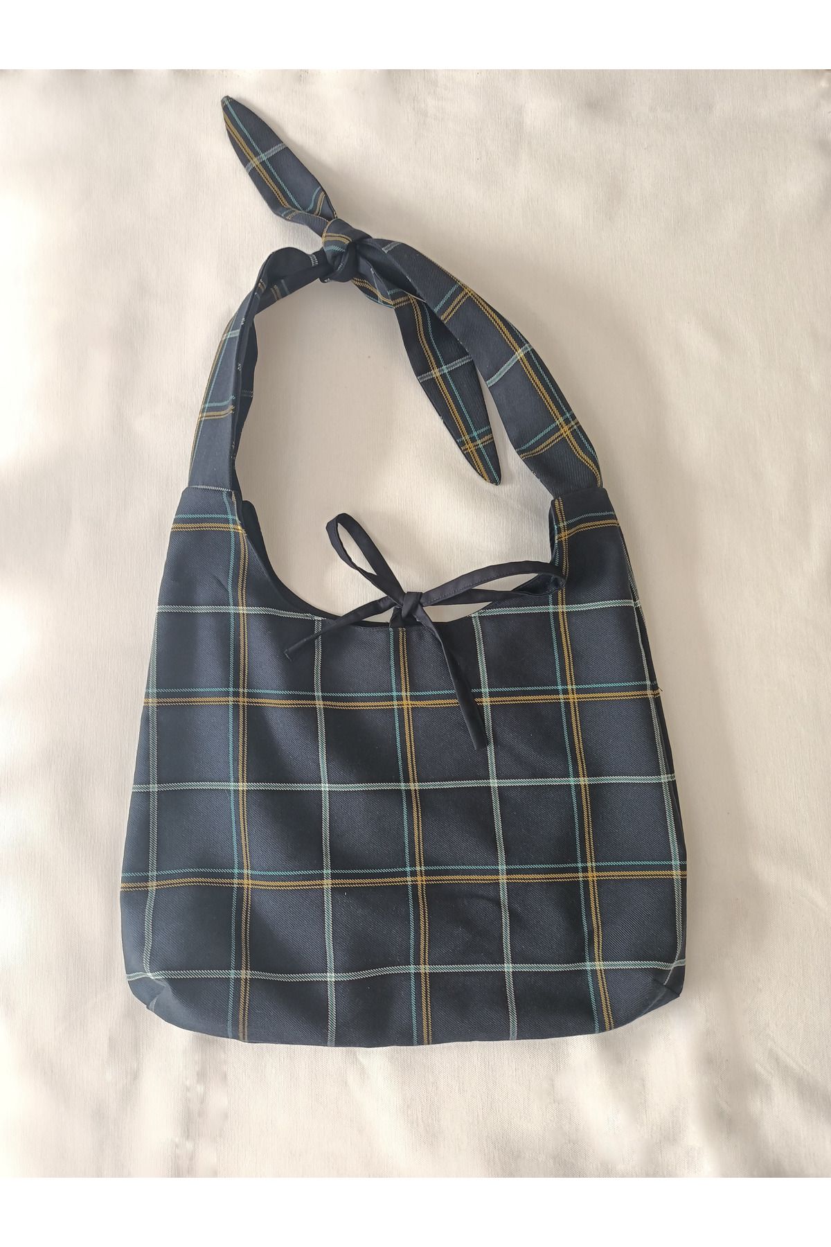 yaso shop Kumaş Tote Çanta Kadın Omuz Çantası Kareli Desenli Fiyonk Detaylı
