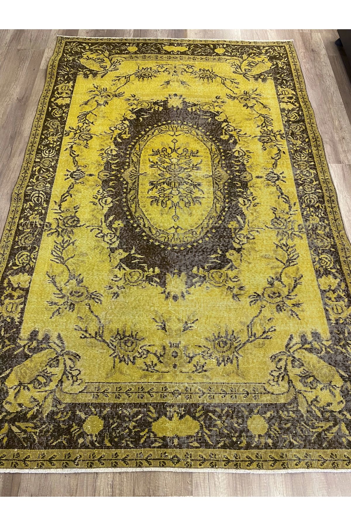 Hoomrugs Hoom Rugs Vintage Hardal Kahve Çiçekli 165x265 4,37 M2 Vintage Halı
