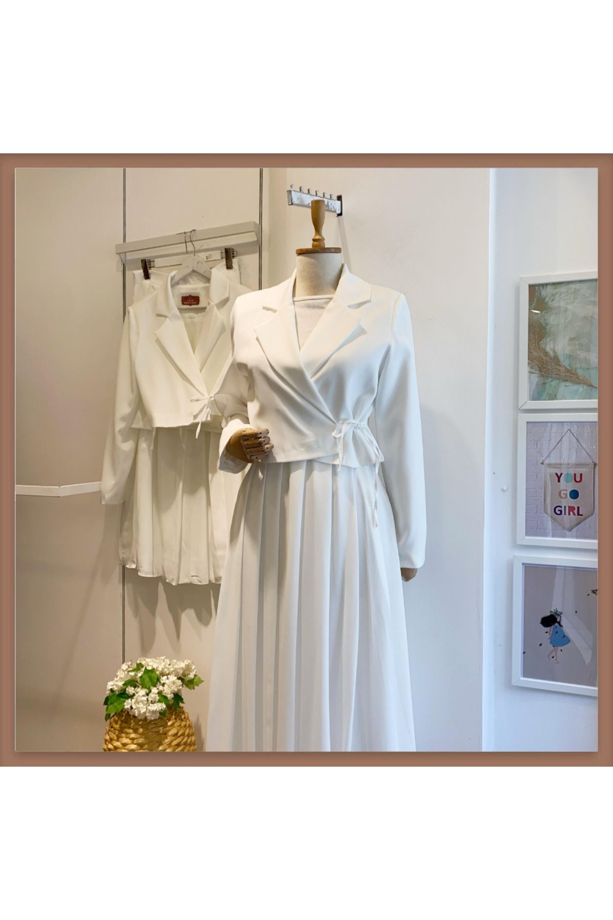 Faya Boutique Beyaz Ceketli Cupra Takım