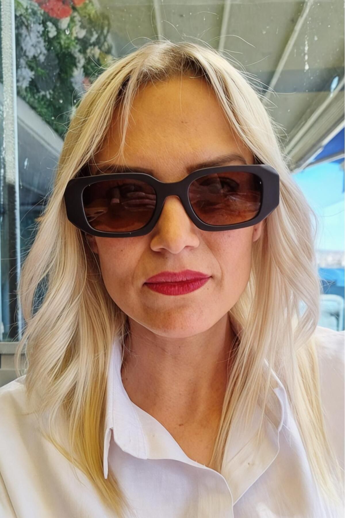 Mood Agenda Kadın Julia Dikdörtgen Kalın Çerçeveli Vintage Model Güneş Gözlüğü