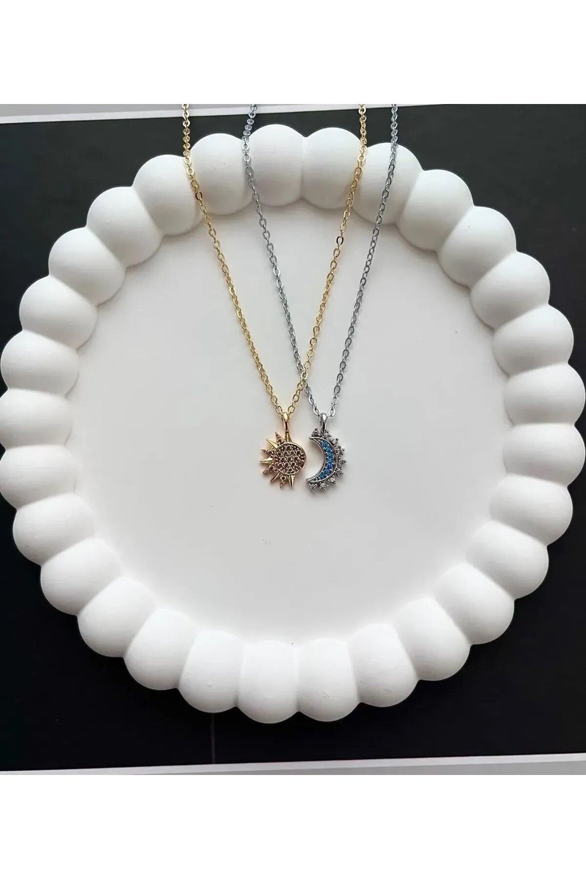 HEYjewelry Altın Kaplama Güneş ve Ay Çift Kolyesi