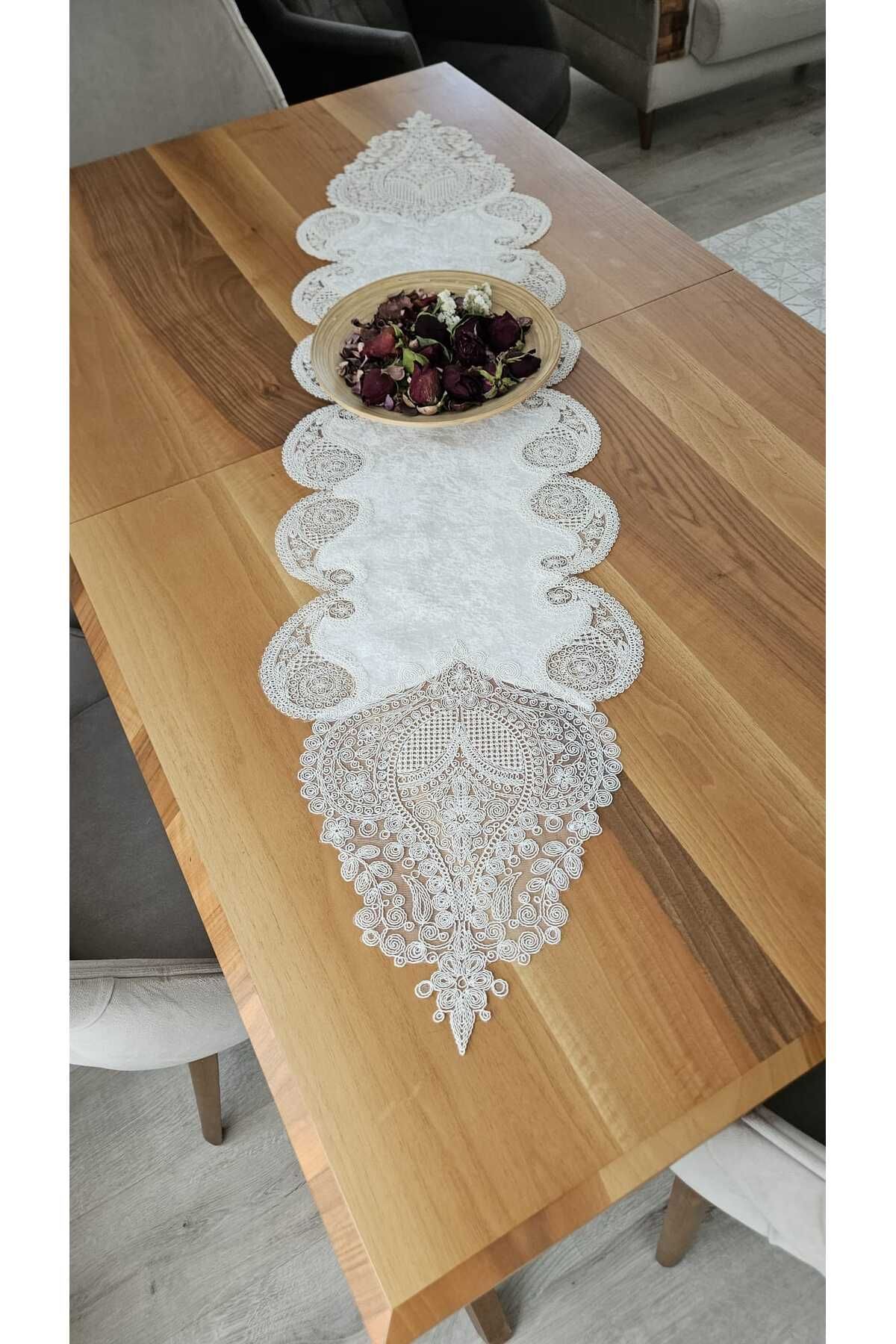 ZESA HOME Fransız Dantelli Kadife Runner