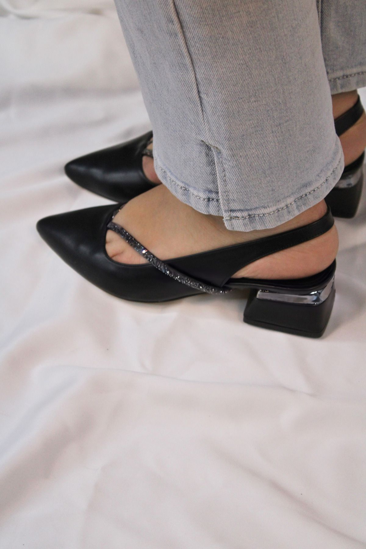 mybellashoes Siyah Kadın Suni Deri Topuklu Ayakkabı