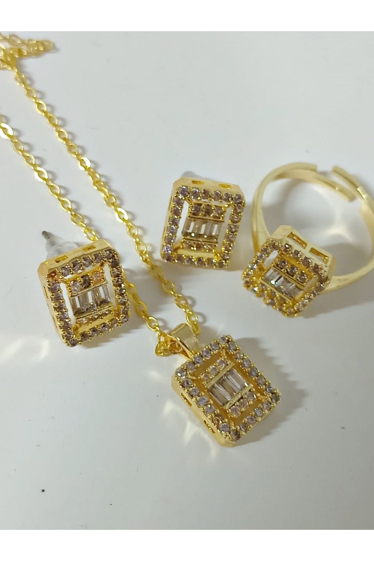 mos&more Baget Taşlı Kolye,Küpe Ve Yüzük Seti, 4 lü Set