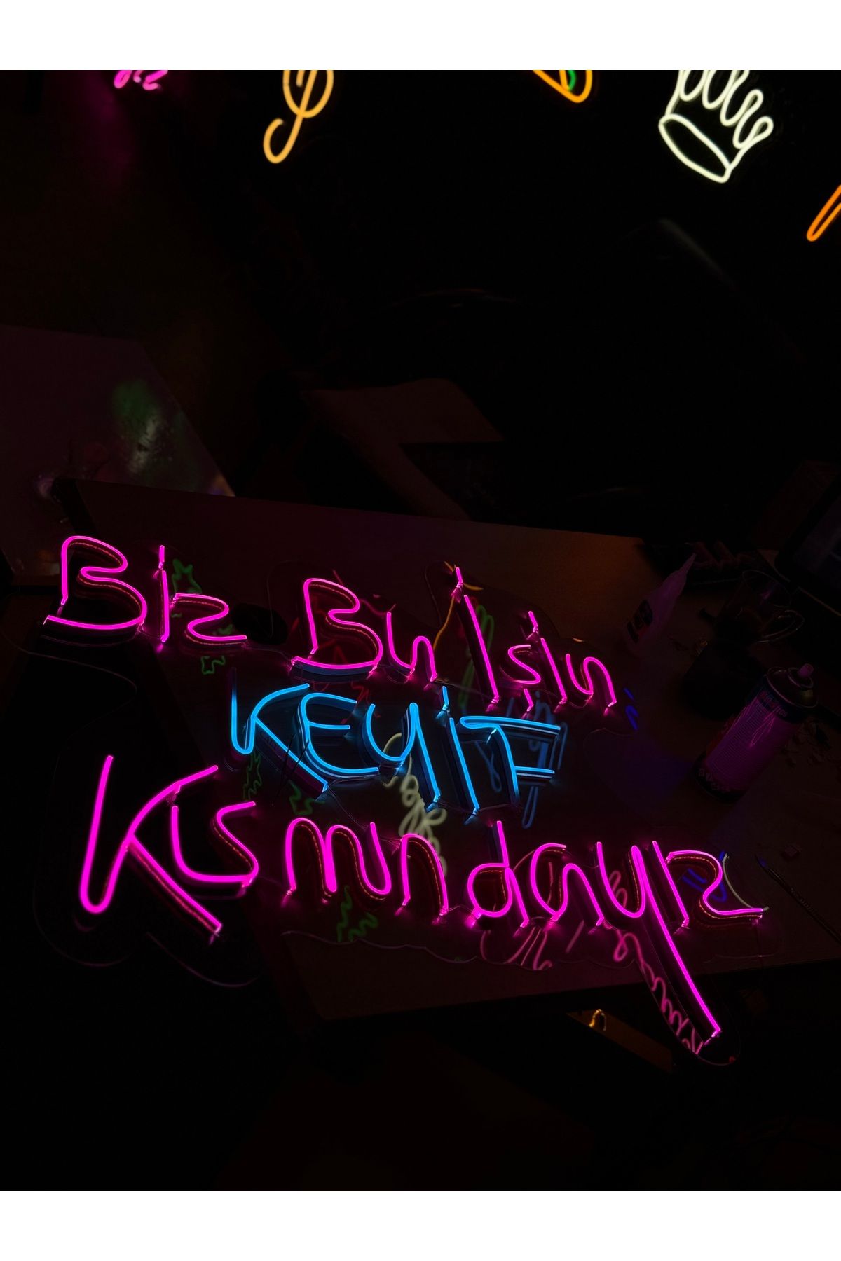 Tech BİZ BU İŞİN KEYİF KISMINDAYIZ YAZISI