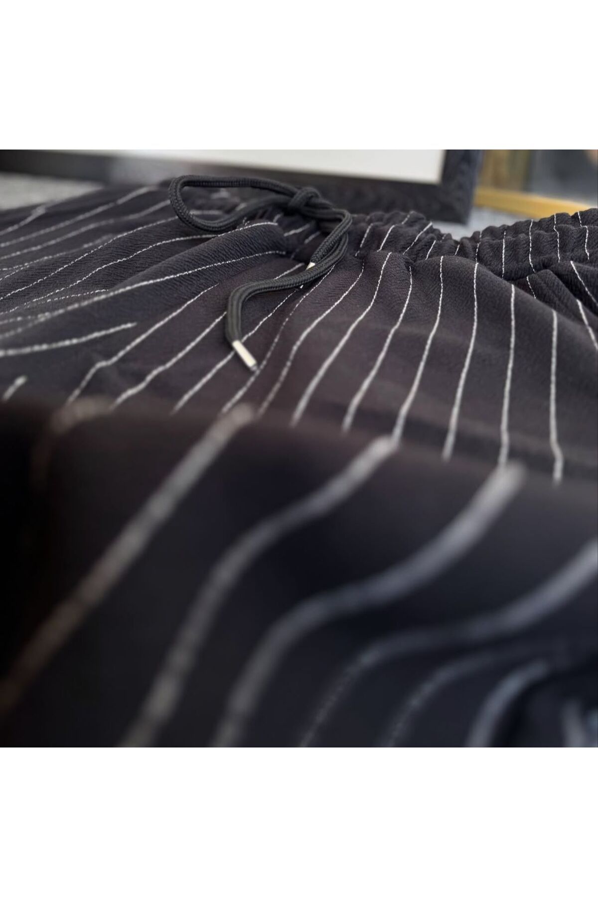 Risil-Nu Company Yeni Sezon Premium Krep Kumaş Çizgi Detaylı Unisex Şort