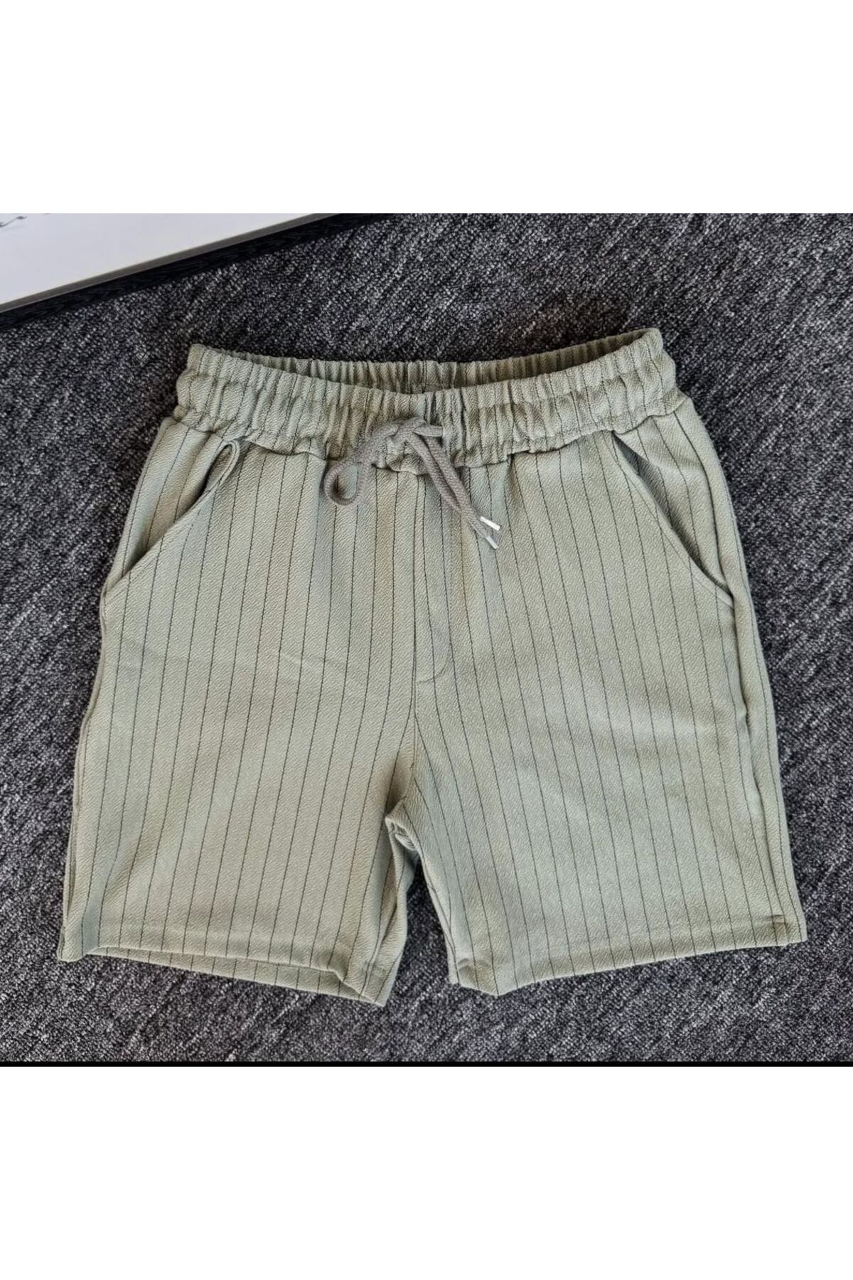 NewCabin Yeni Sezon Premium Krep Kumaş Çizgi Detaylı Unisex Şort