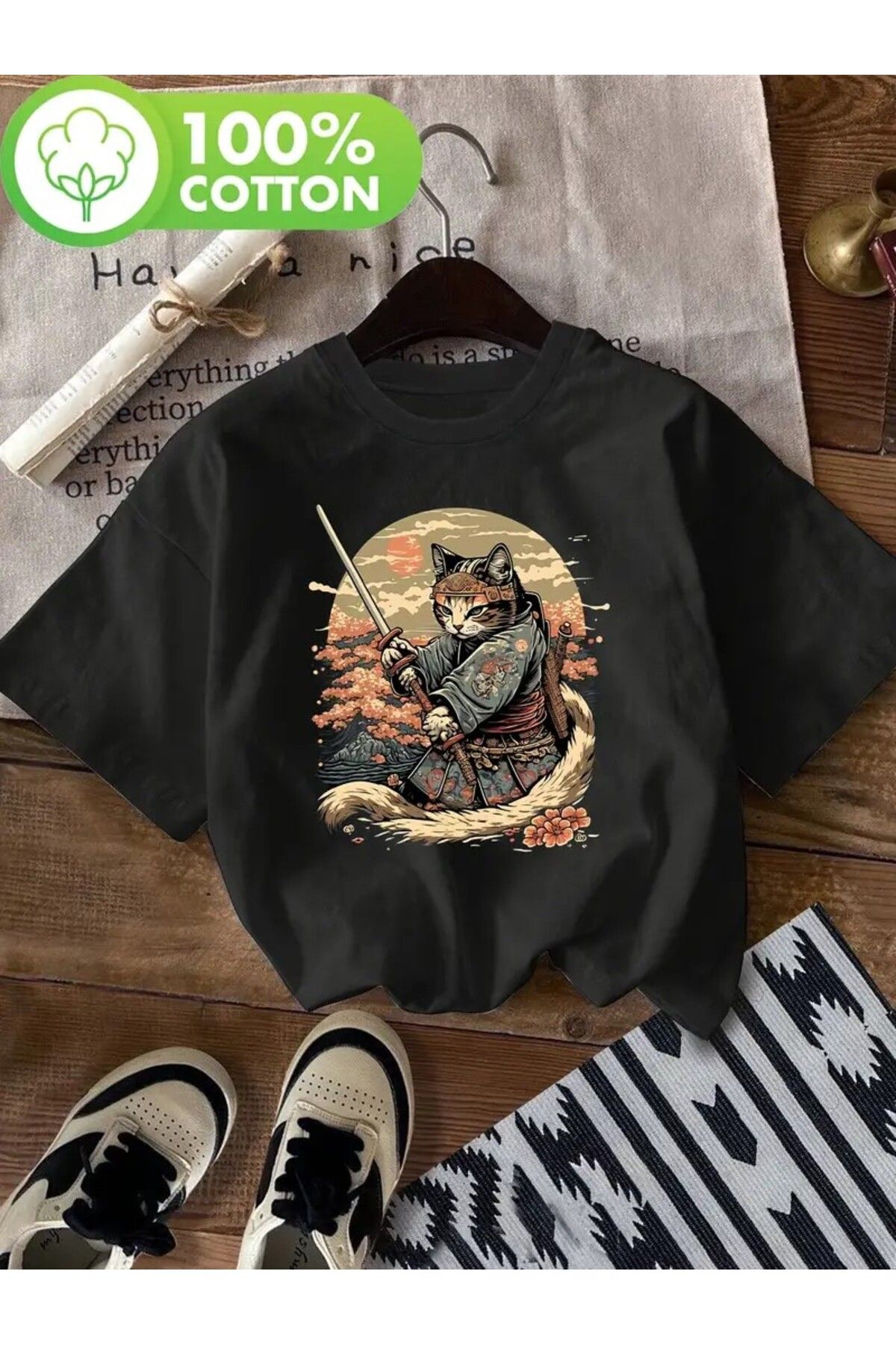 LEIVOR Katana Kedi Baskılı Pamuk Kadın T-shirt