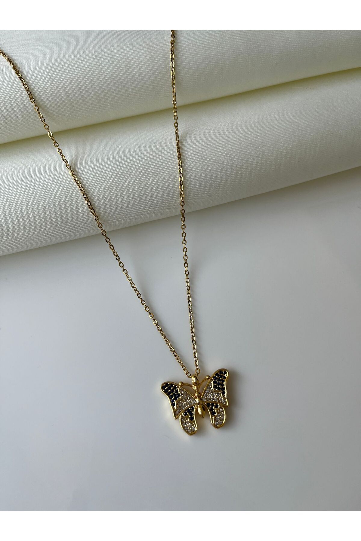 Nilsu Jewellery Accessory Çelik Zirkon Taşlı Kelebek Detaylı Kadın Kolye